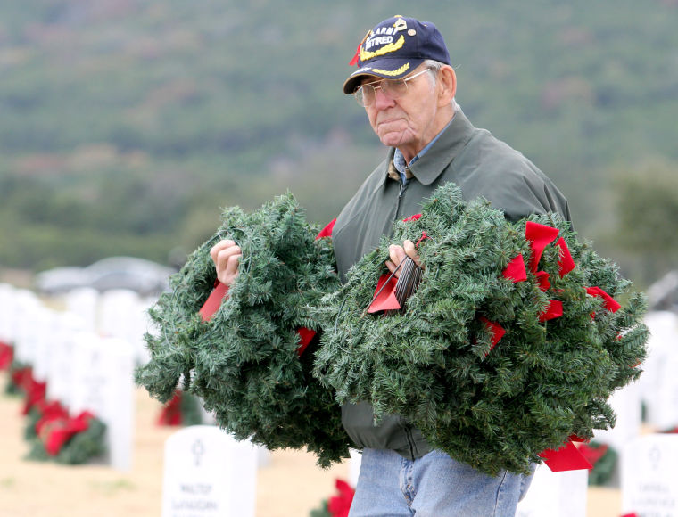 Veterans cemetery wreath-laying 2013